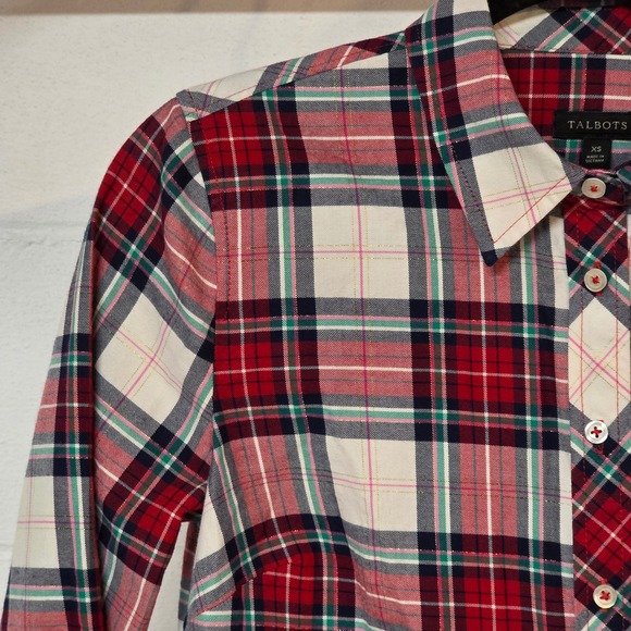 Talbots Women XS Plaid Button Up Shirt Long Sleeve Red Green Cream Gold Holiday - Picture 2 of 9